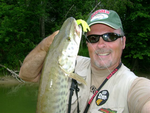 John Rakush with nice muskie catch while hydrobiking for bass!